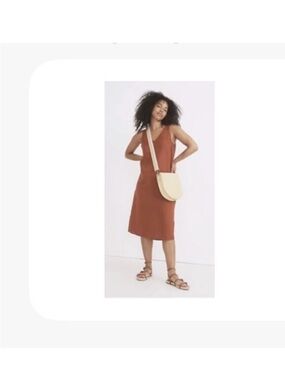 Madewell Burnt Orange V-Neck Midi Slip Dress w/ a slight side slit. Size Large